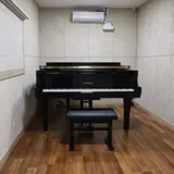 R2 _ 야마하 C3 그랜드 피아노