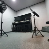 영창 업라이트 피아노 룸