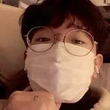 리뷰 작성자